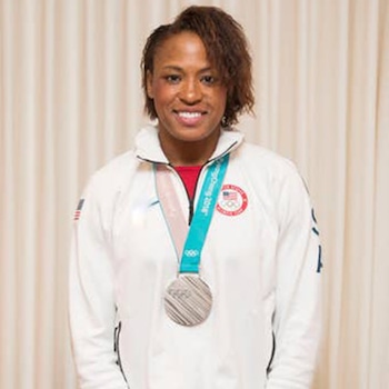 EComm, Airbnb Online Experiences